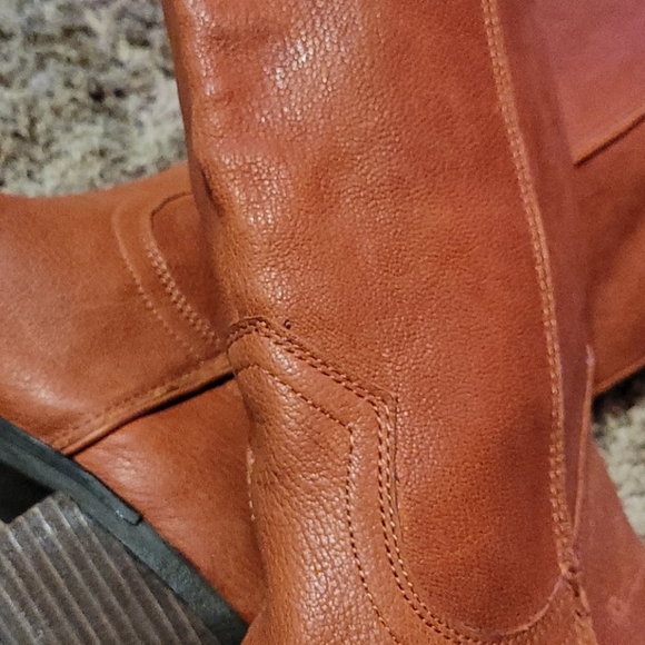 Gianni Bini Cognac Leather Knee Boots - 8M - New - Picture 8 of 8
